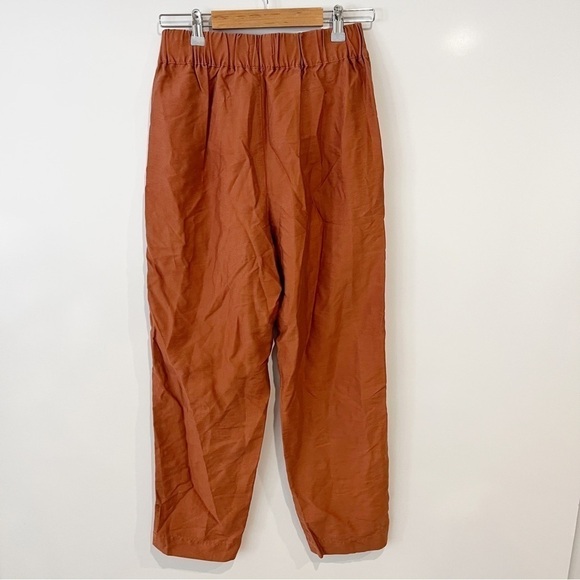 Madewell Tapered Huston Pull-On Crop Pants - Picture 6 of 12